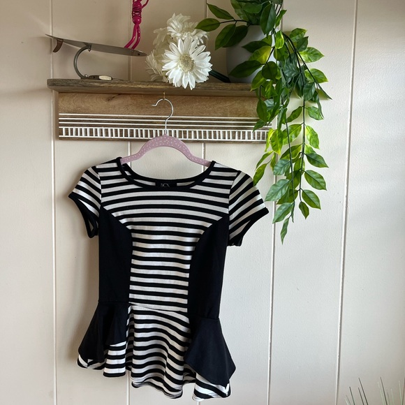 Black and white striped blouse - Picture 11 of 11